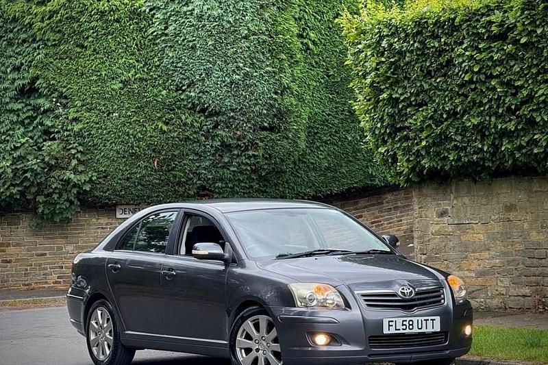 Grey Used 2008 Toyota Avensis Hatchback | £999 (Fair price) - Image 1/1