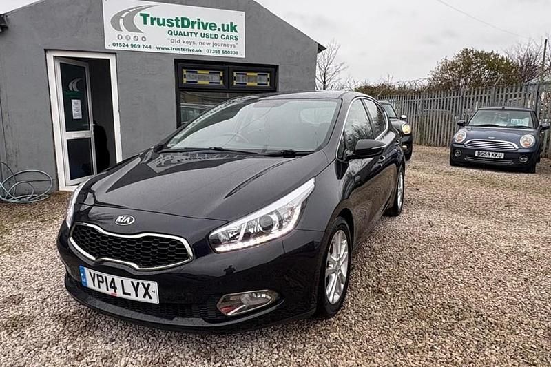 Black Used 2014 Kia Ceed Hatchback | £3,595 (Good price) - Image 1/1