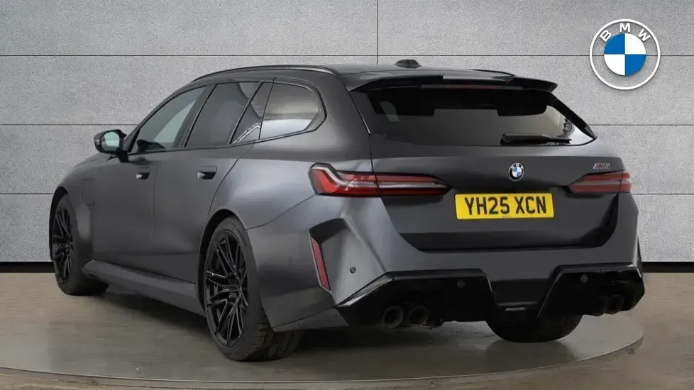 Used BMW M5 Comfort Edition 717 HP (527 kW) 2025 Grey Estate