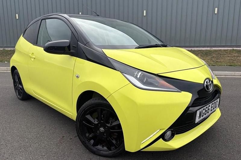Yellow Used 2016 Toyota Aygo X-cite Hatchback | £7,250 (A bit pricey) - Image 1/1