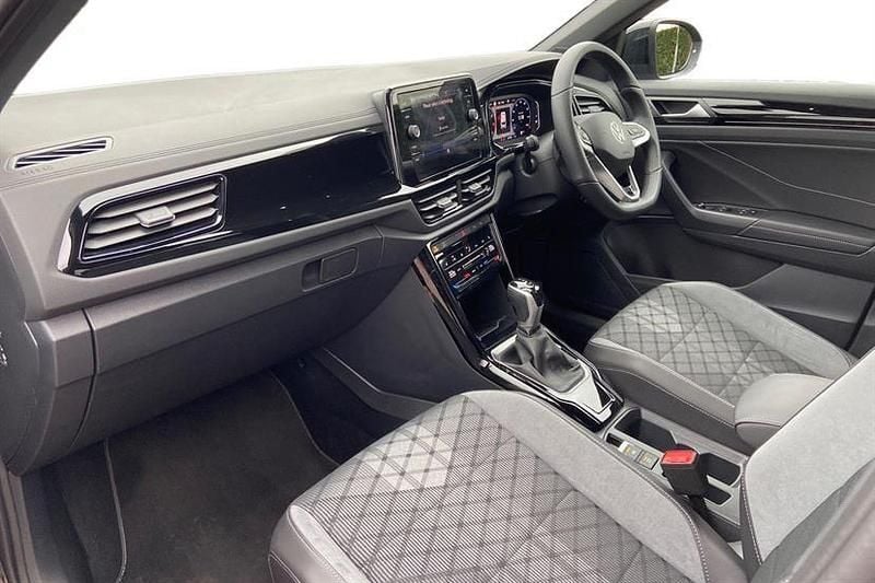 Used VW T-Roc Black Edition 150 HP (110 kW) 2025 Grenadilla black SUV