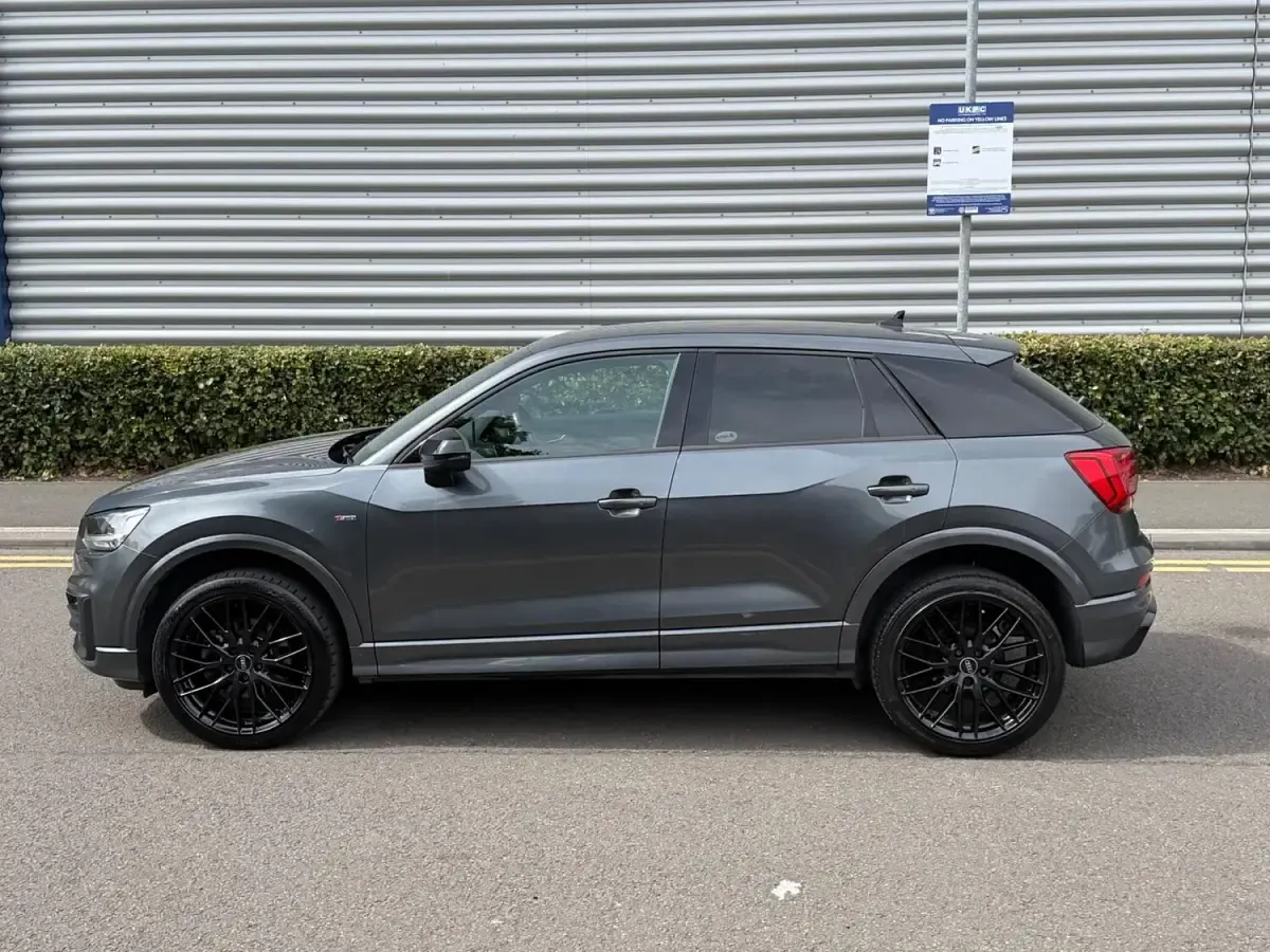 Used Audi Q2 Black Edition 116 HP (85 kW) 2020 Grey SUV