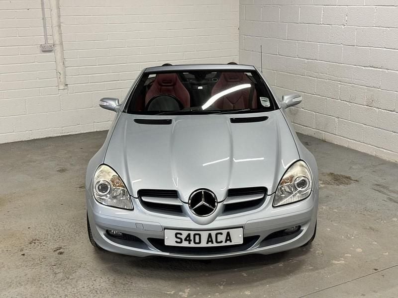 Used Mercedes SLK280 231 HP (169 kW) 2006 Silver Cabriolet