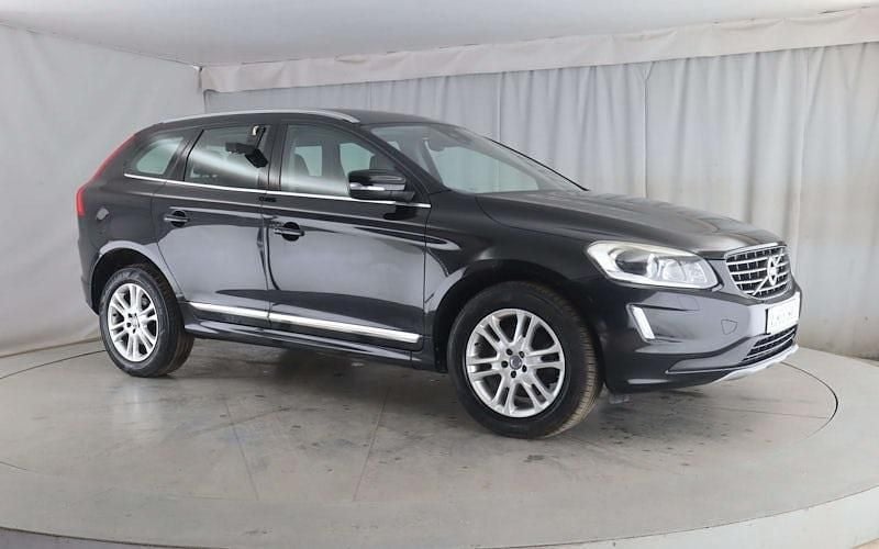 Used 2017 Volvo XC60 SE Lux SUV | £9,399 (Good price) - Image 1/4