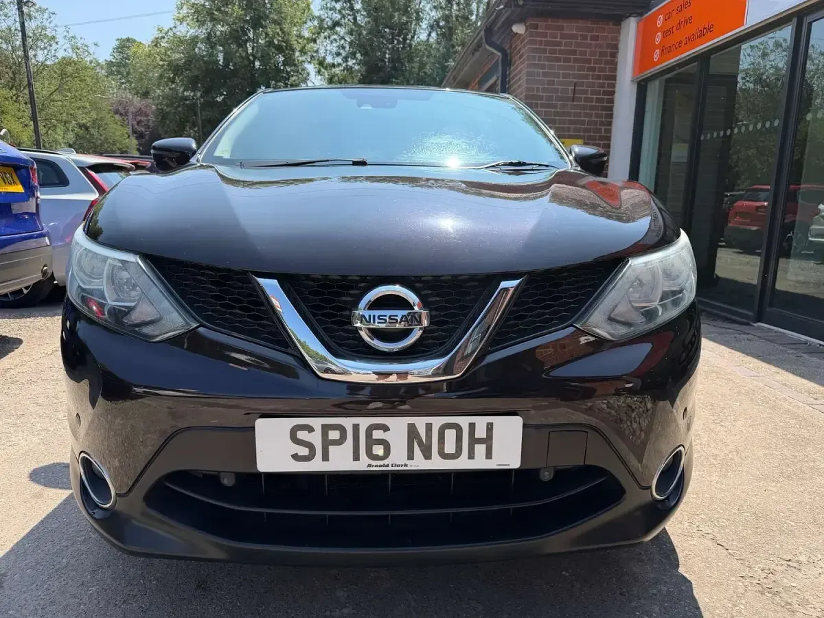 Used Nissan Qashqai Acenta 2016 Black SUV