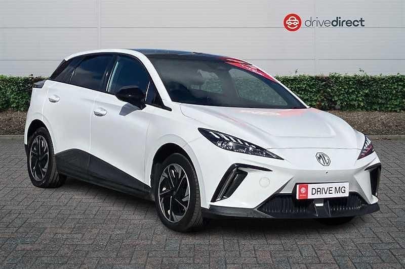 Used MG MG4 EV Trophy 2023 White Hatchback