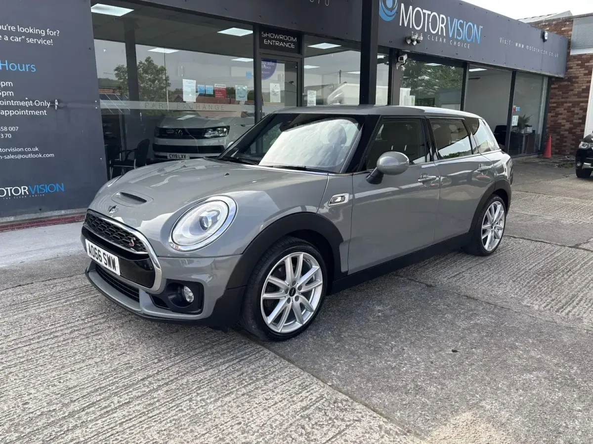 Używany Mini Cooper Clubman 192 KM (141 kW) 2016 Szary Kombi