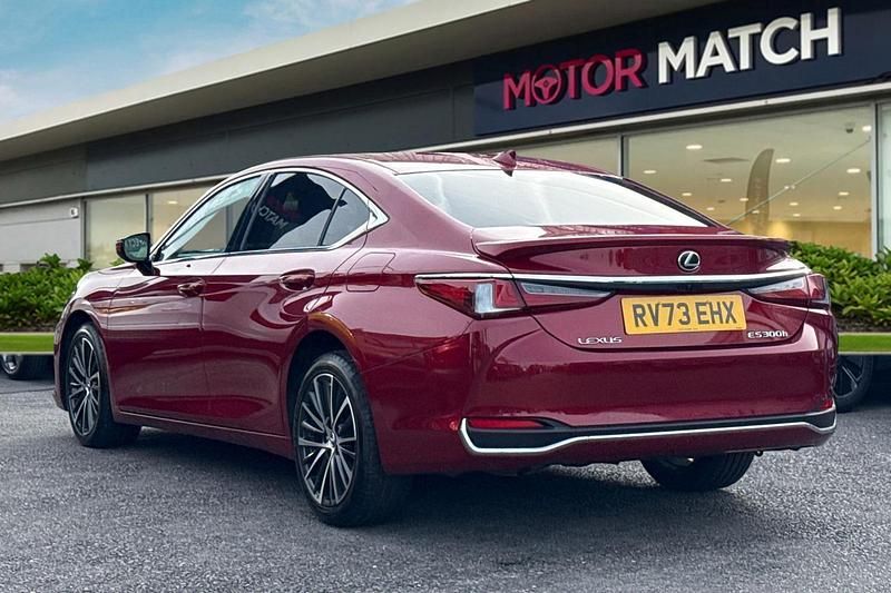 Used Lexus ES300H 2023 Red Sedan
