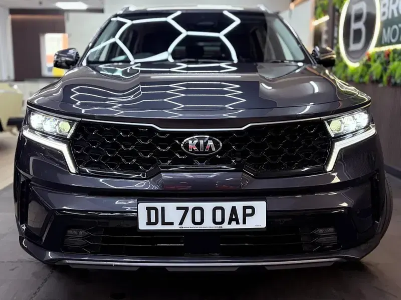 Used Kia Sorento 201 HP (147 kW) 2021 Grey SUV