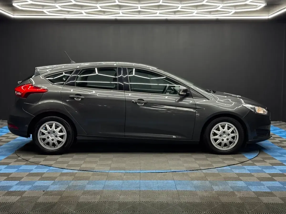 Second-hand Ford Focus Style 2017 Gri Hatchback