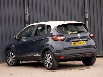 Used Renault Captur Play 90 HP (66 kW) 2018 Blue SUV