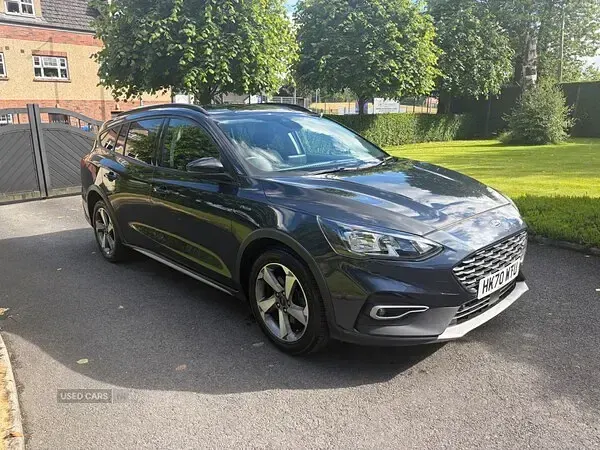 Used Ford Focus Active 120 HP (88 kW) 2021 Blue Estate