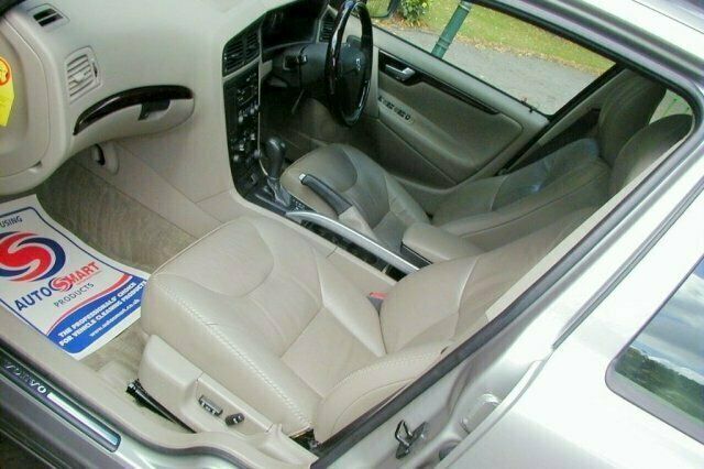 Usado Volvo XC70 210 HP (154 kW) 2004 SUV