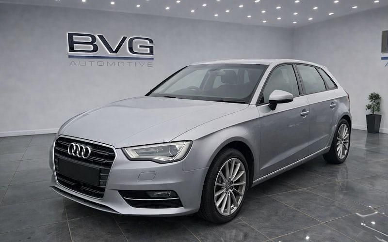 Used Audi A3 Sportback 110 HP (80 kW) 2014 Silver Hatchback