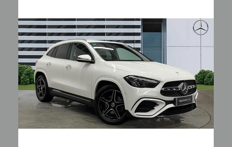 Used Mercedes GLA200 Executive 161 HP (118 kW) 2025 White SUV