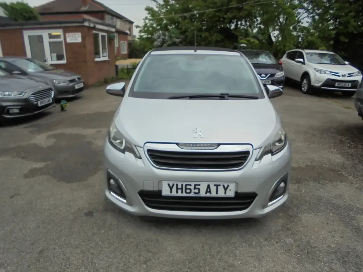 Used Peugeot 108 Allure 82 HP (60 kW) 2015 Silver Hatchback