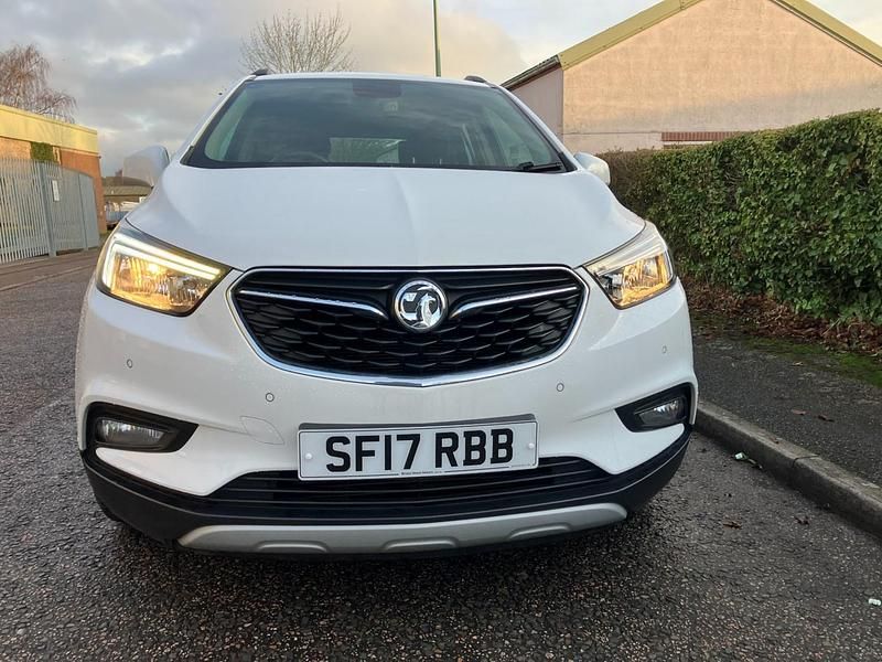 Second-hand Vauxhall Mokka X Active 140 CP (102 kW) 2017 Alb SUV
