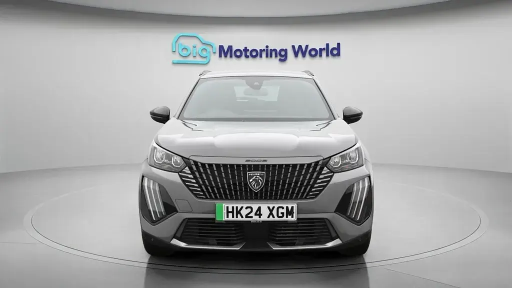 Used Peugeot e-2008 Allure 100 kW (136 HP) 2024 SUV