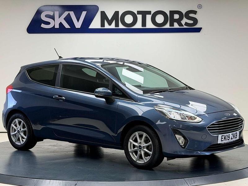 Blue Used 2019 Ford Fiesta Zetec Hatchback | £7,470 (Fair price) - Image 1/4