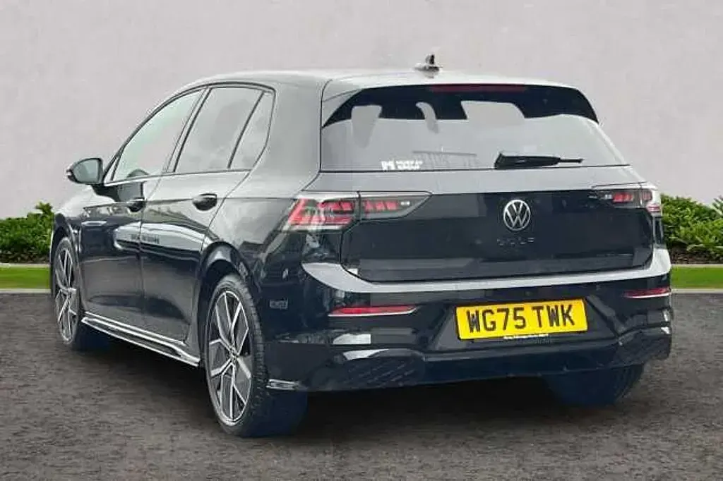 Used VW Golf VIII Black Edition 150 HP (110 kW) 2025 Black Hatchback