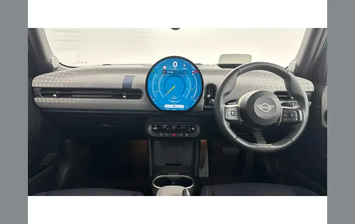 Used Mini Cooper Exclusive 147 kW (200 HP) 2025 Green Hatchback
