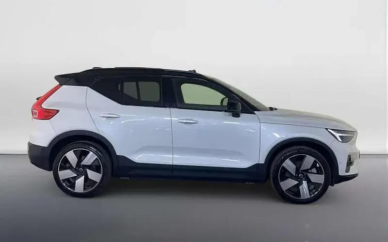 Used Volvo XC40 Ultimate 169 kW (231 HP) 2023 White SUV