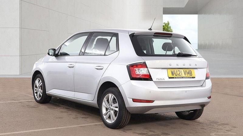 Used Skoda Fabia SE 95 HP (69 kW) 2021 Silver Hatchback