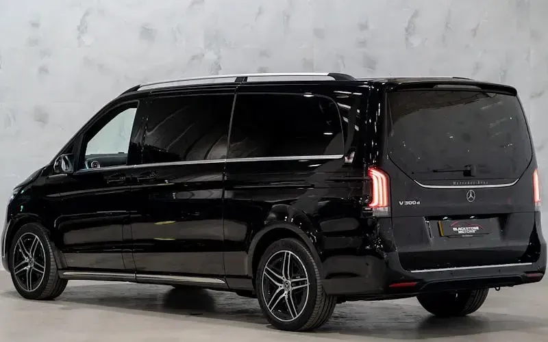 Used Mercedes V300 AMG line 237 HP (174 kW) 2026 MPV