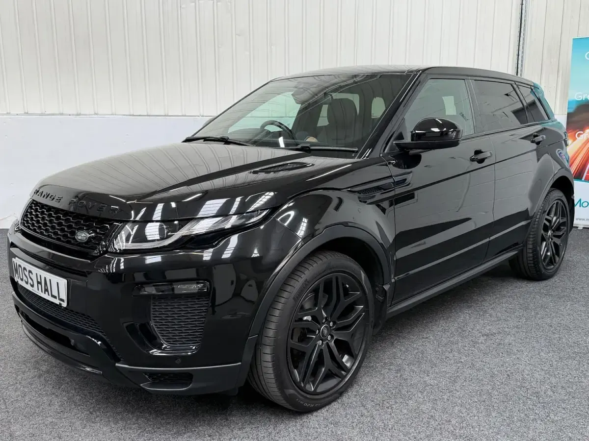 Used Land Rover Range Rover evoque HSE Dynamic 2018 Black Estate