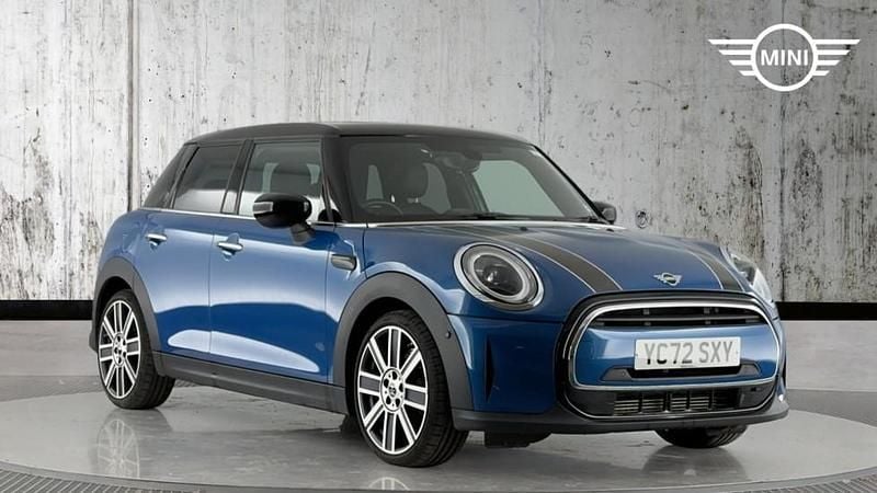 Blue Used 2022 Mini Cooper Exclusive Hatchback | £19,997 (A bit pricey) - Image 1/4