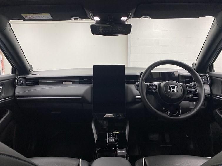 New Honda e Advance 2025 White Hatchback