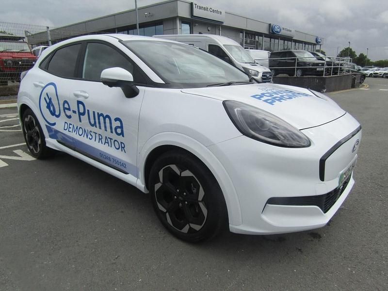 White Used 2025 Ford Puma Gen-E Premium Hatchback | £24,980 - Image 1/4