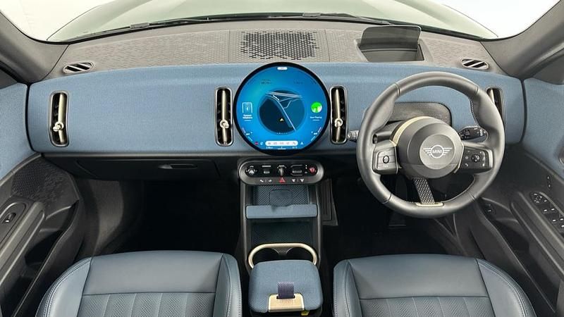 Used Mini Countryman Exclusive 170 HP (125 kW) 2024 Green SUV