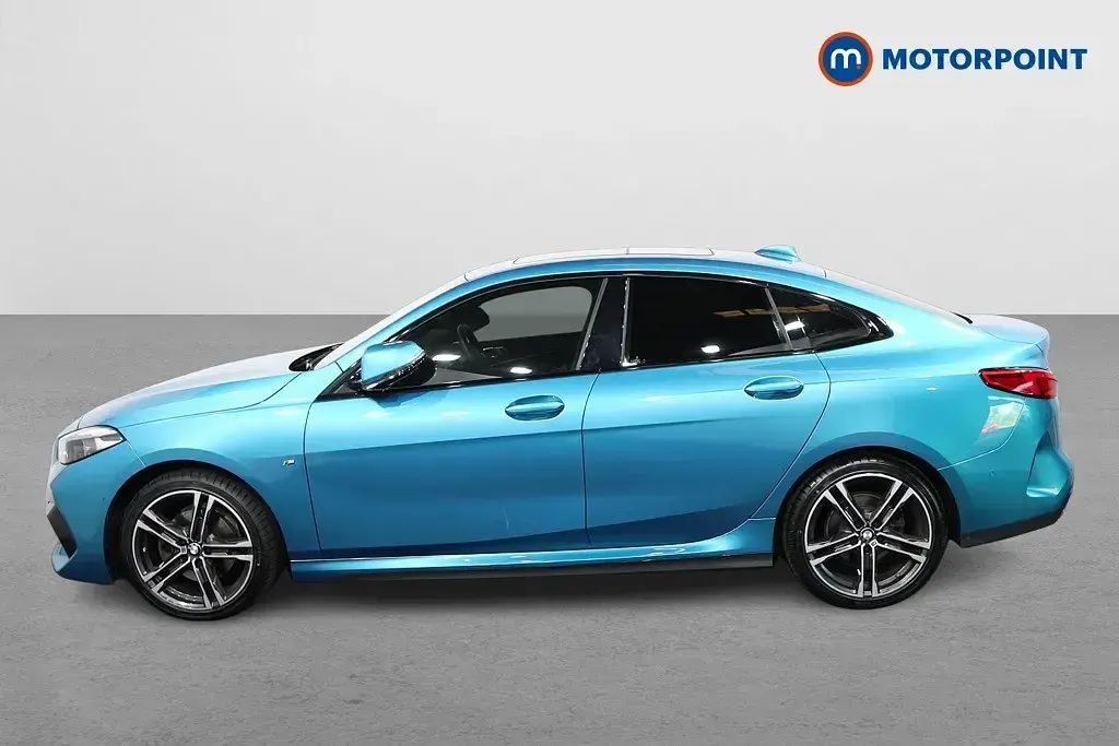 Begagnad BMW 218 M Sport 2022 Blå Sportkupé