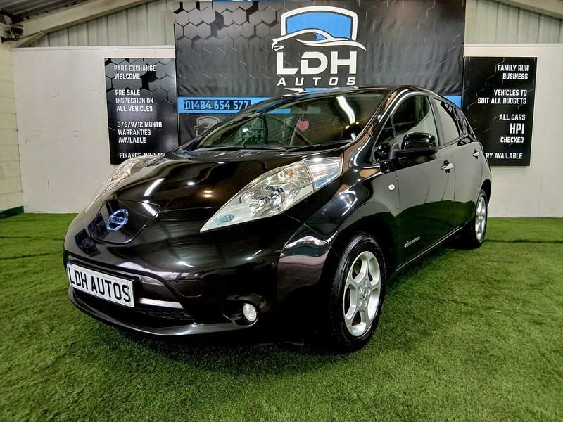 Used Nissan Leaf Visia+ 80 kW (109 HP) 2014 Black Hatchback