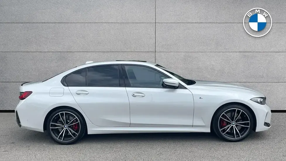 Used BMW 320 M Sport 181 HP (133 kW) 2024 White