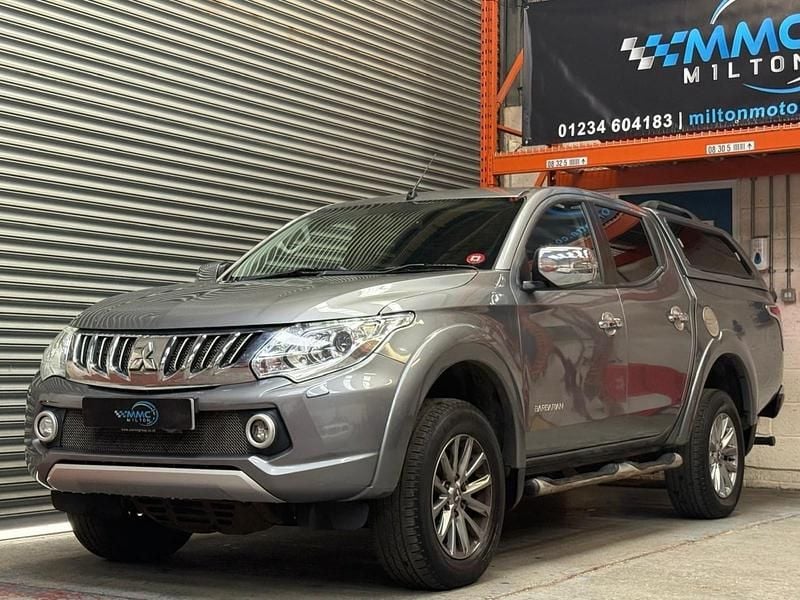 Used Mitsubishi L200 181 HP (133 kW) 2016 Grey Pickup