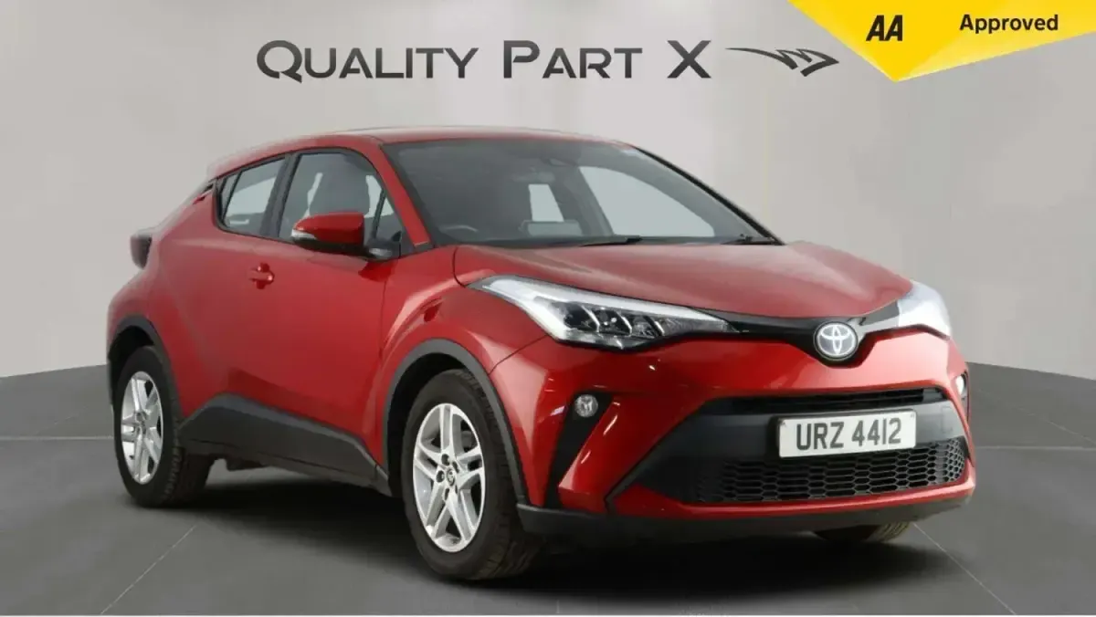 Usado Toyota C-HR 122 HP (89 kW) 2023 Vermelho SUV