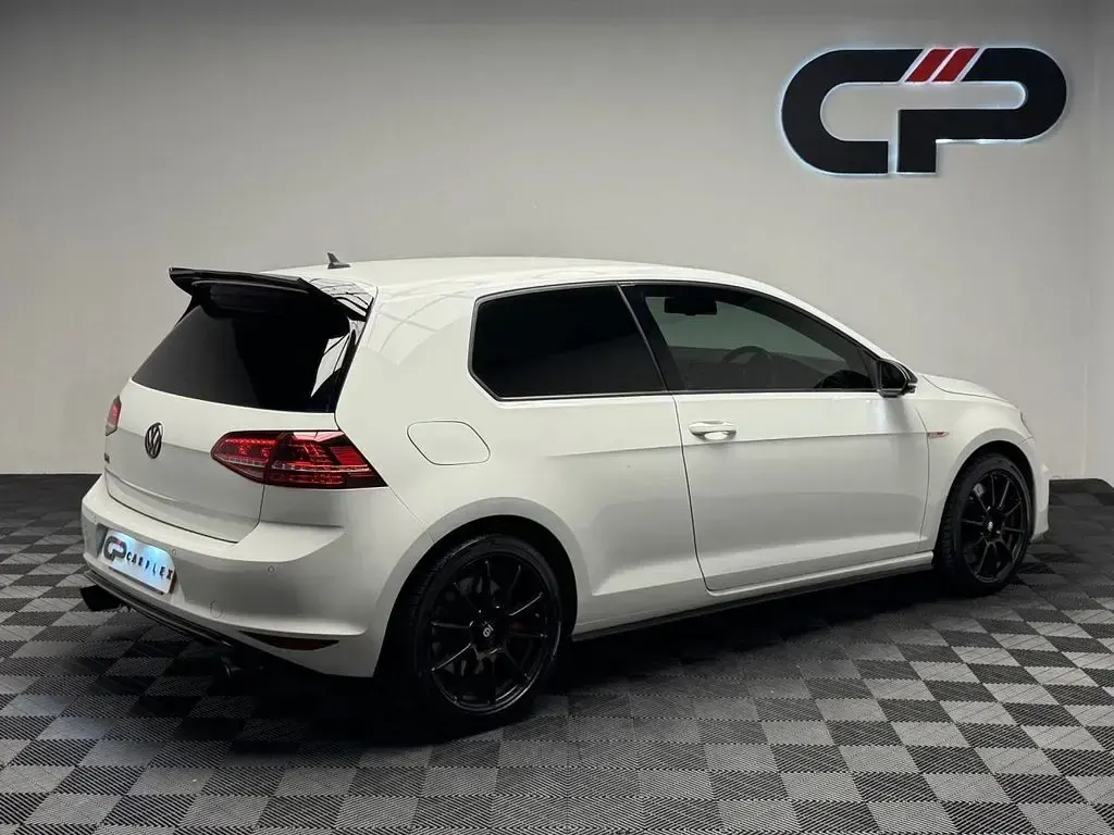 Used VW Golf VII GTI 2016 White Hatchback