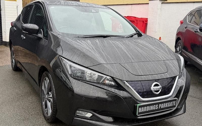 Used Nissan Leaf N-Connecta 110 kW (150 HP) 2021 Black Hatchback