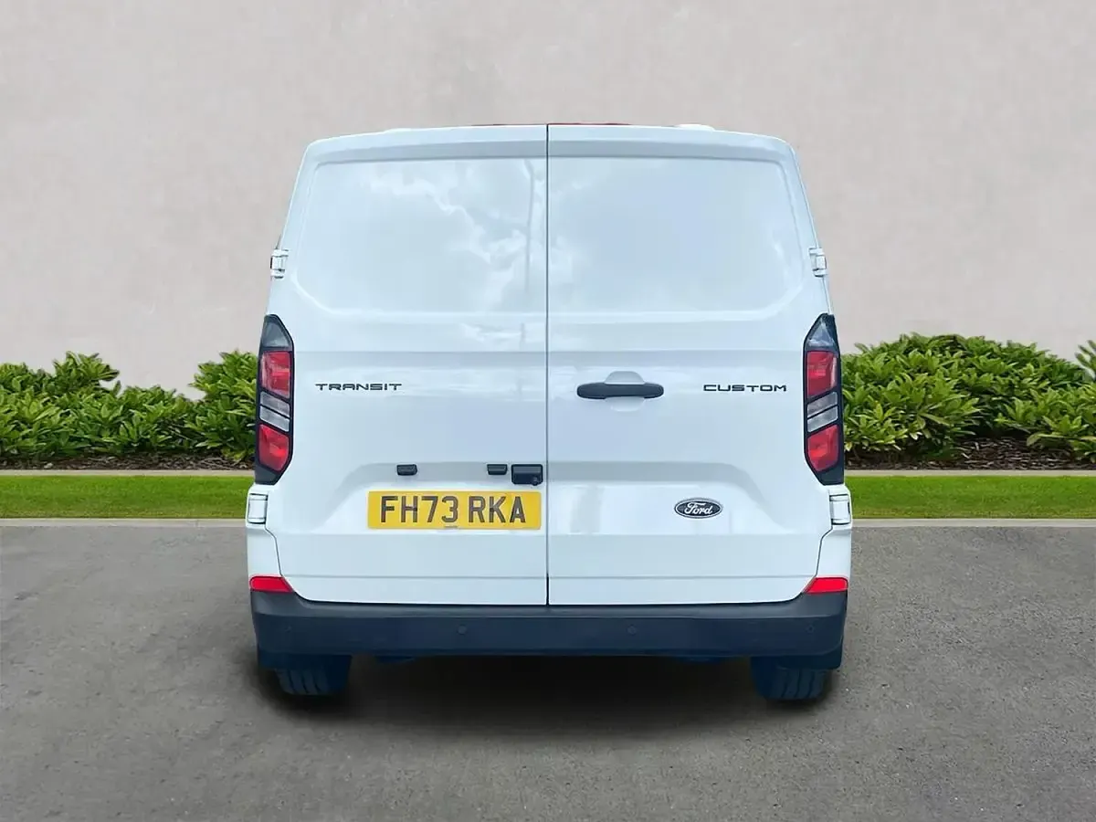 Used Ford Transit Custom Trend 2024 White Van