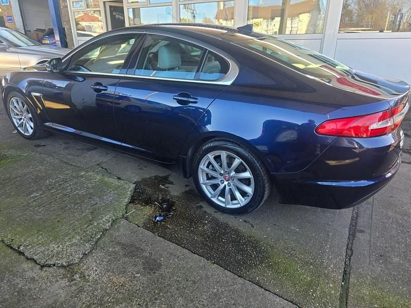 Used Jaguar XF Premium Luxury 200 HP (147 kW) 2014 Blue Sedan