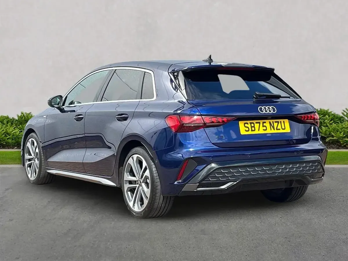 Used Audi A3 Sportback S-Line 150 HP (110 kW) 2026 Blue Hatchback