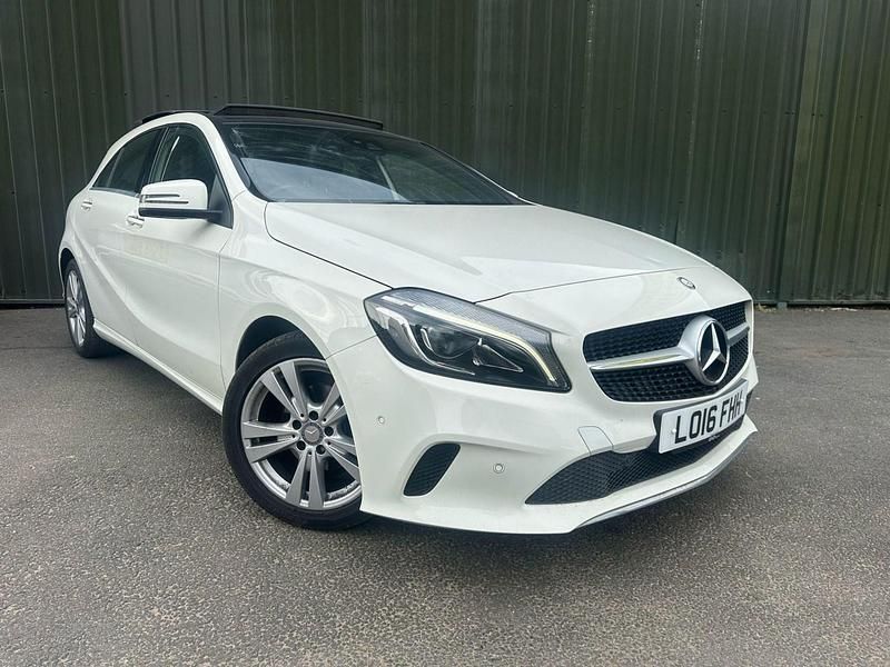 White Used 2016 Mercedes A180 Premium Plus Hatchback | £8,450 (Fair price) - Image 1/4