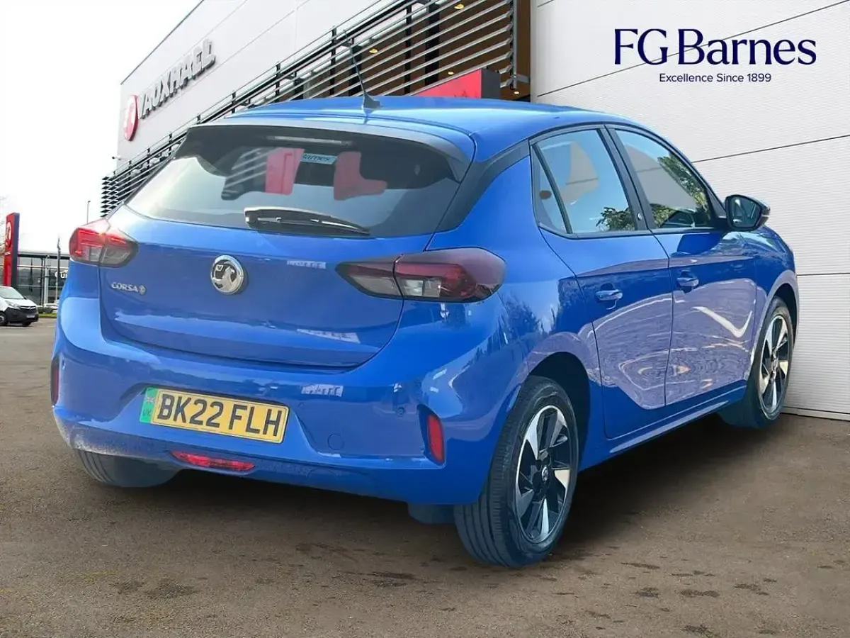 Used Vauxhall Corsa-e 98 kW (134 HP) 2022 Blue Hatchback
