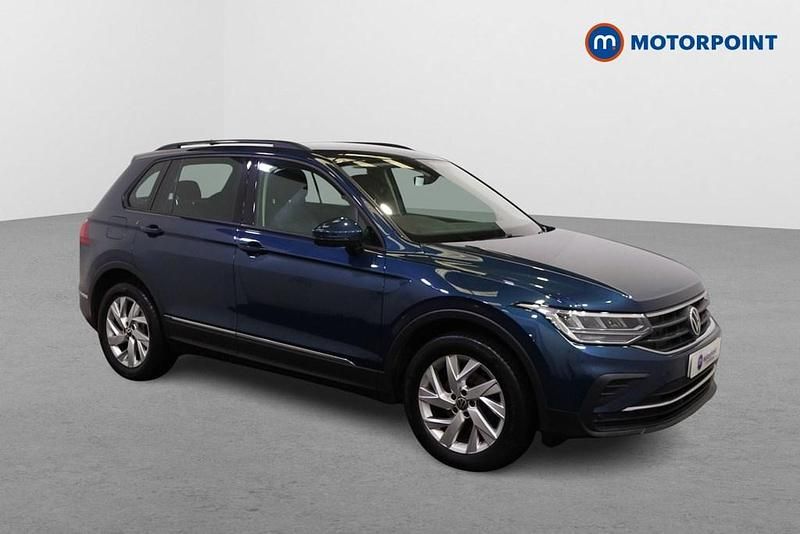 Blue Used 2021 VW Tiguan Life SUV | £16,849 (Fair price) - Image 1/4