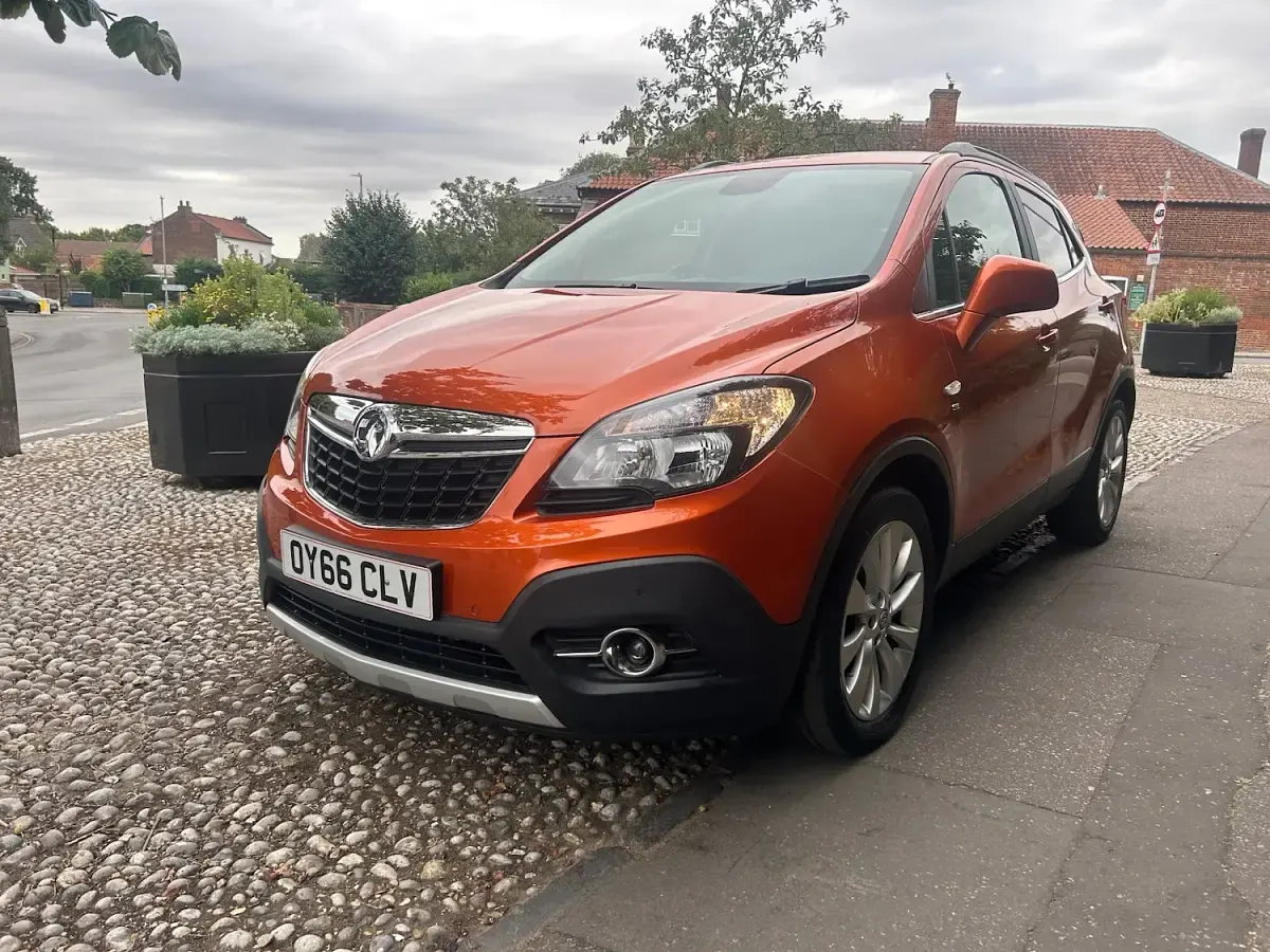 Used Vauxhall Mokka 140 HP (102 kW) 2016 Orange SUV