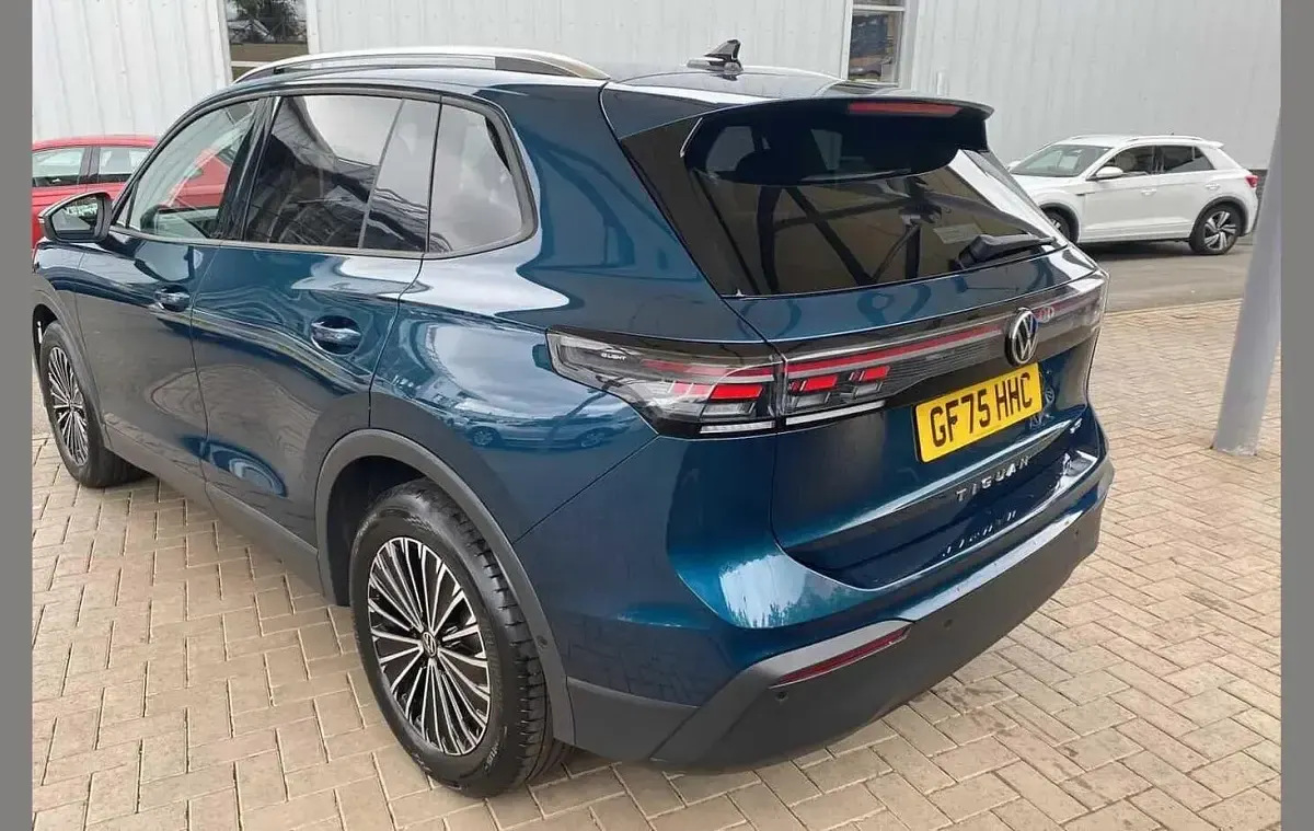 Used VW Tiguan Match 147 HP (108 kW) 2025 Blue SUV