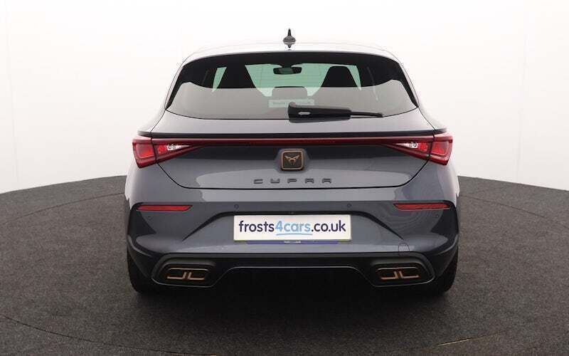 Used Cupra Leon VZ2 245 HP (180 kW) 2023 Hatchback