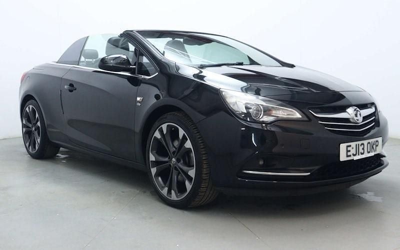 Used Vauxhall Cascada Elite 140 HP (102 kW) 2017 Cabriolet